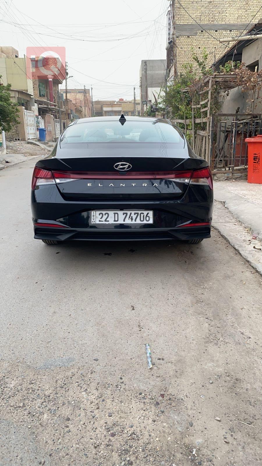 Hyundai Elantra